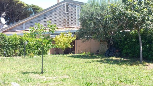 casa indipendente in vendita a Roma in zona La Giustiniana