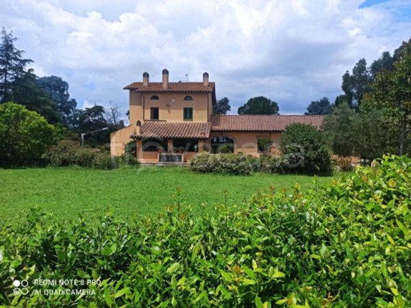 casa indipendente in vendita a Roma in zona Prima Porta