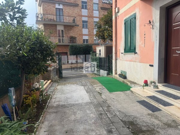 appartamento in vendita a Roma in zona Portuense