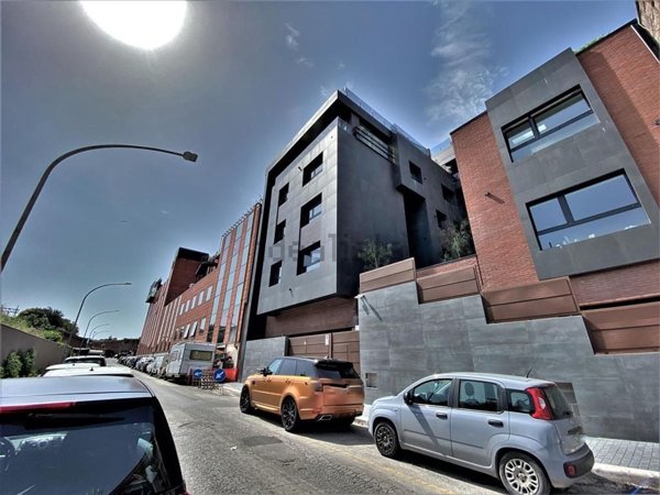appartamento in vendita a Roma in zona Ostiense