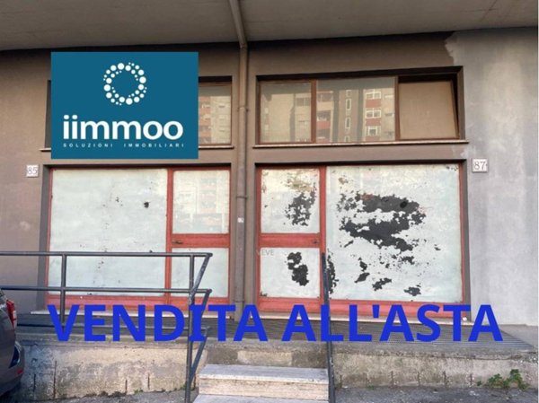 negozio in vendita a Roma in zona Ostiense