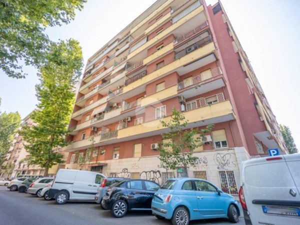 appartamento in vendita a Roma in zona Monte Sacro/Talenti