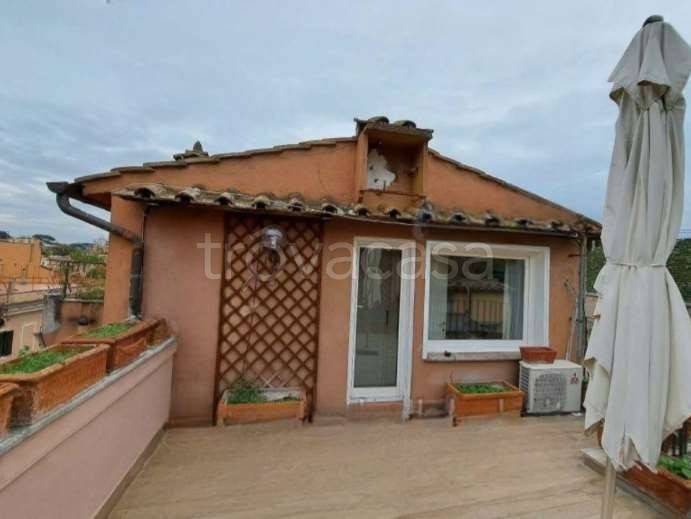 appartamento in vendita a Roma in zona Campo Marzio