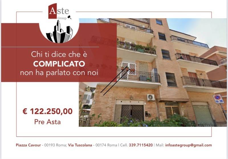 appartamento in vendita a Roma in zona Colle del Sole