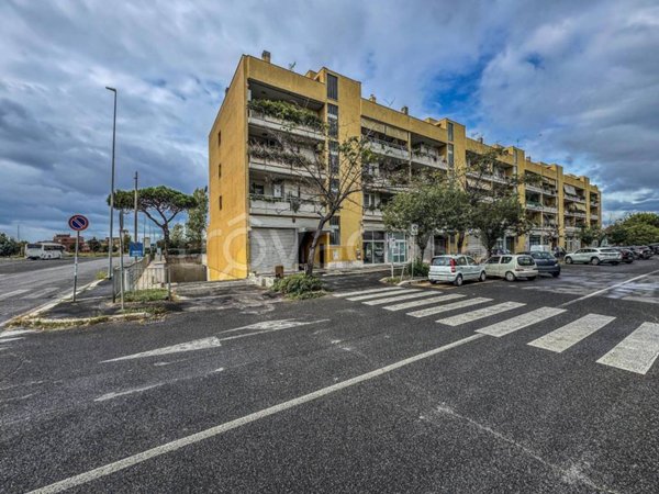 appartamento in vendita a Roma in zona Dragona/Bagnoletto