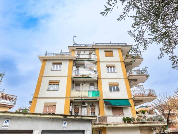 appartamento in vendita a Roma in zona Torrevecchia