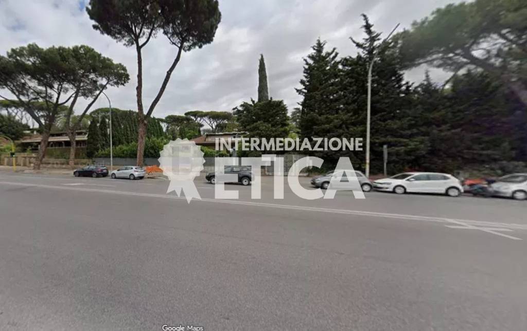 appartamento in vendita a Roma in zona EUR