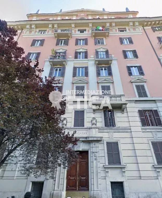 appartamento in vendita a Roma in zona Della Vittoria