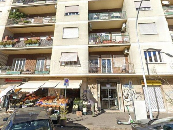 appartamento in vendita a Roma in zona Ostiense