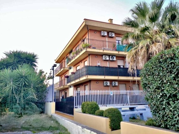 appartamento in vendita a Roma in zona Massimina/Casal Lumbroso