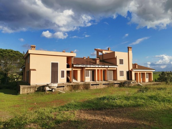 casa indipendente in vendita a Roma in zona Giuliano Dalmata