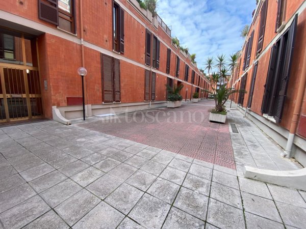 casa indipendente in vendita a Roma in zona Ostia