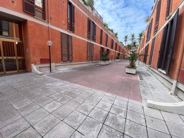 appartamento in vendita a Roma in zona Ostia