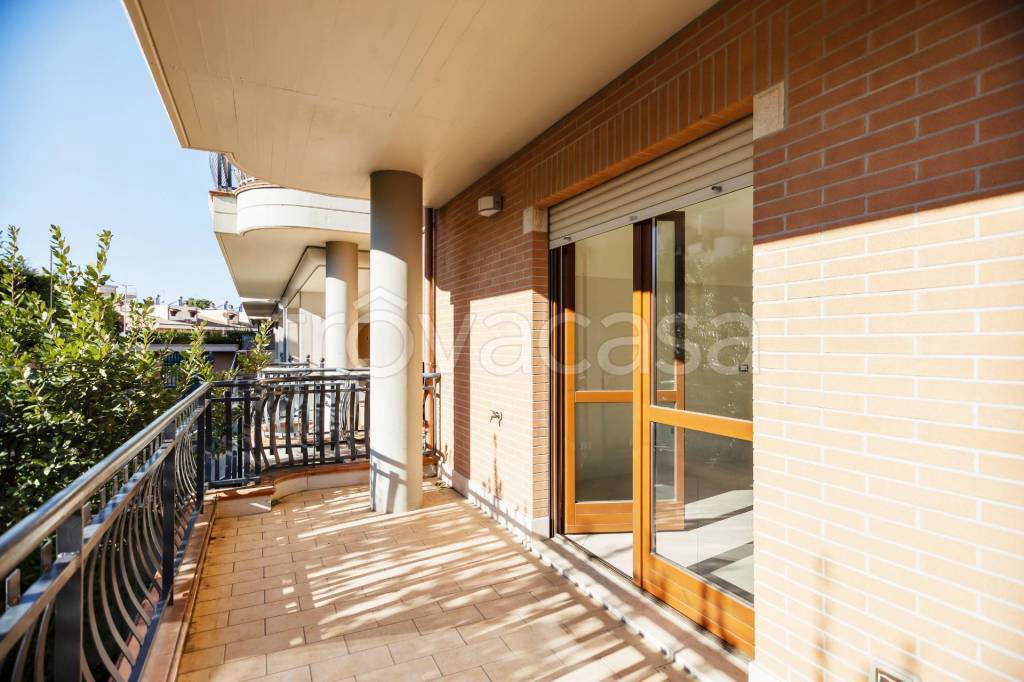 appartamento in vendita a Roma in zona Borghesiana