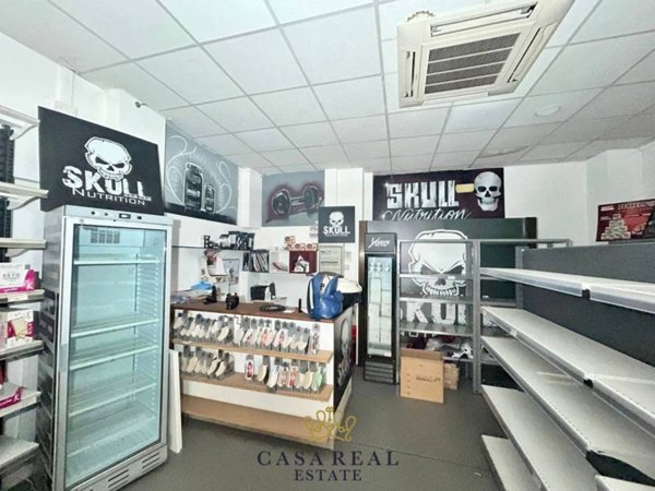 negozio in vendita a Roma