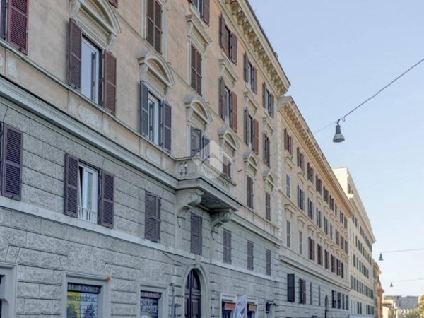 appartamento in vendita a Roma in zona Celio