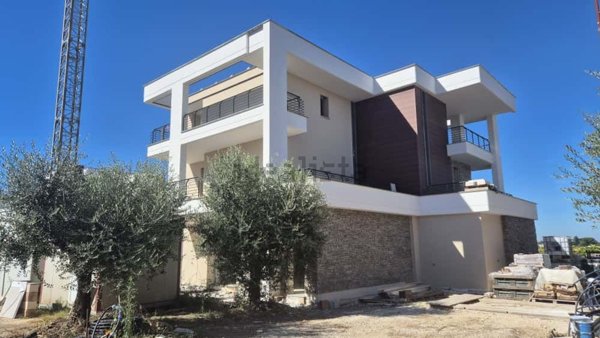 casa indipendente in vendita a Roma in zona Torre Gaia