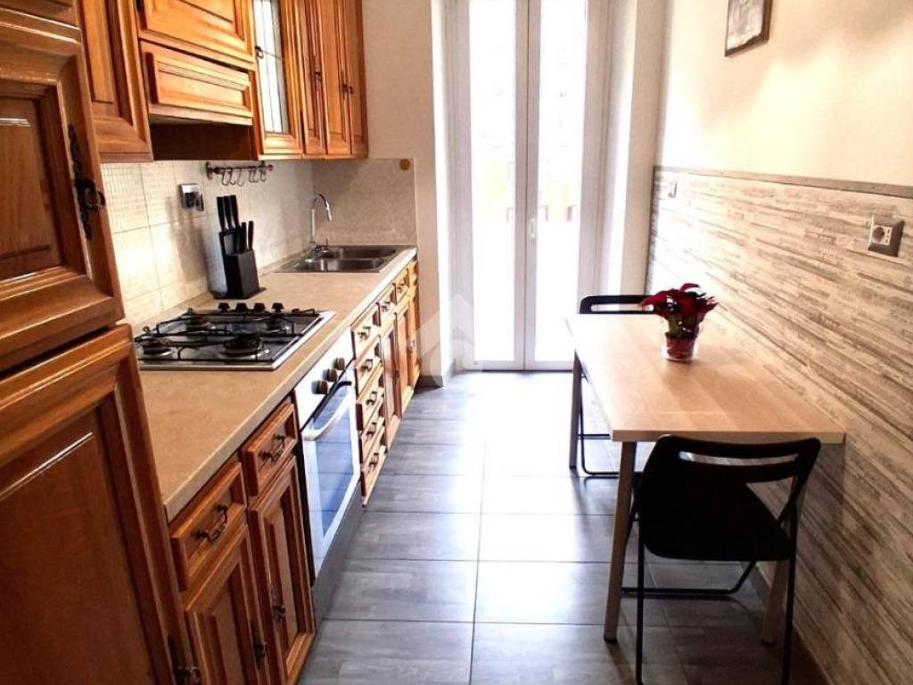 appartamento in vendita a Roma in zona Tuscolano