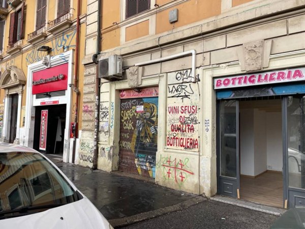 negozio in vendita a Roma in zona Tiburtino