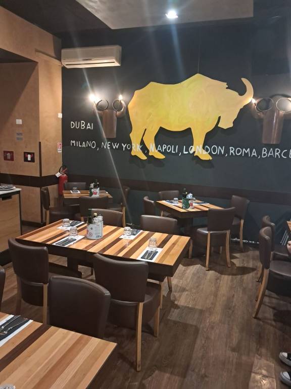 negozio in vendita a Roma in zona Salario