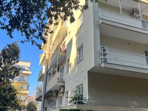 appartamento in vendita a Roma in zona EUR