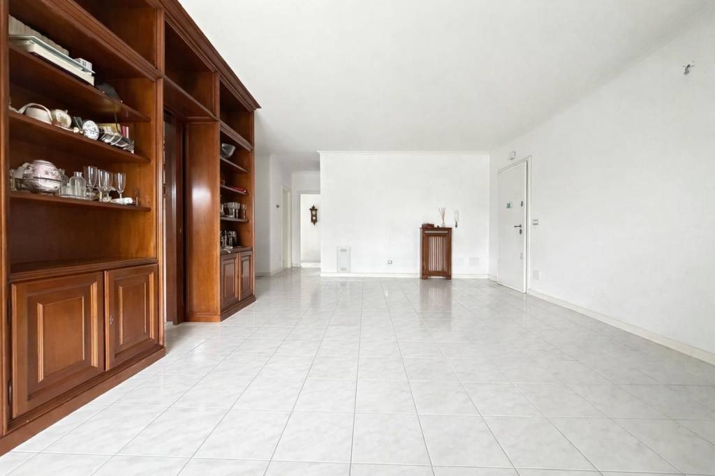 appartamento in vendita a Roma in zona Ardeatino