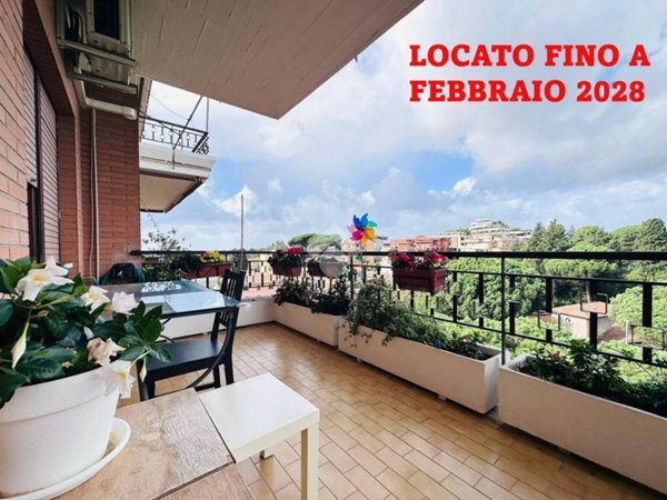 appartamento in vendita a Roma in zona Tor di Quinto