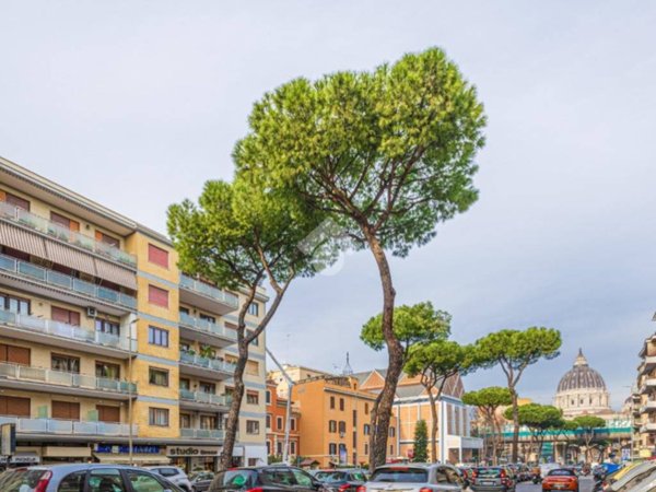 appartamento in vendita a Roma in zona Aurelio