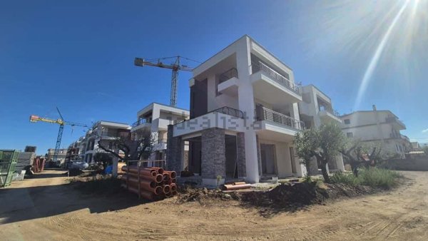 casa indipendente in vendita a Roma in zona Torre Gaia