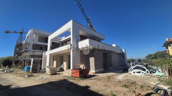 casa indipendente in vendita a Roma in zona Torre Gaia