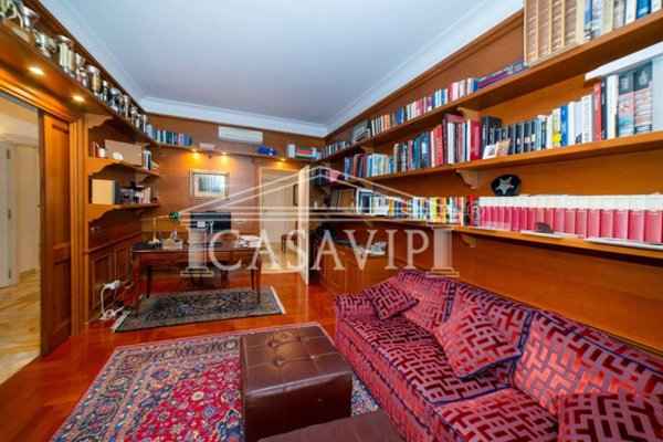 appartamento in vendita a Roma in zona Tor di Quinto