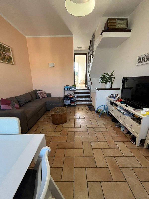 casa semindipendente in vendita a Roma in zona Valle Muricana