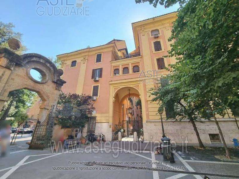 appartamento in vendita a Roma