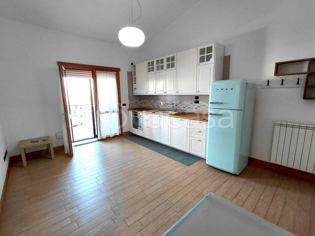 appartamento in vendita a Roma in zona Mezzocammino