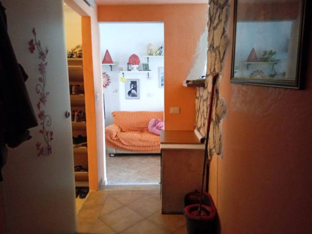 appartamento in vendita a Roma in zona Ostiense