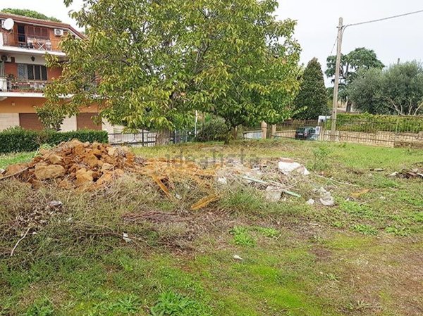 casa indipendente in vendita a Roma in zona Castel di Leva