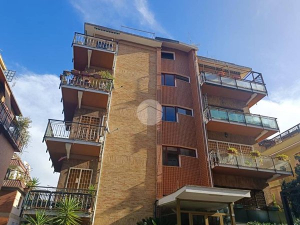 appartamento in vendita a Roma in zona Monte Sacro/Talenti