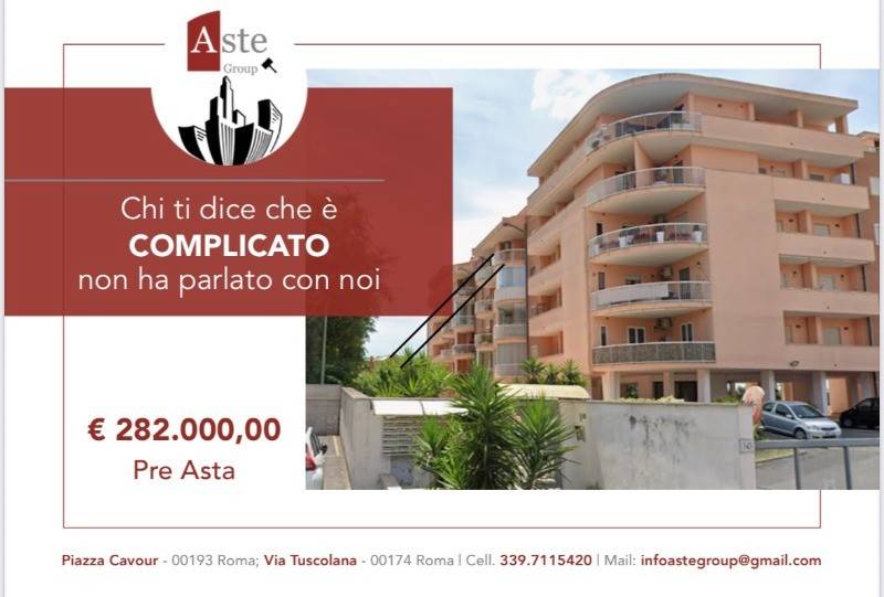 appartamento in vendita a Roma in zona Mezzocammino
