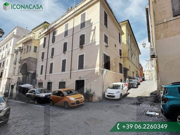 negozio in vendita a Roma in zona Centro Storico
