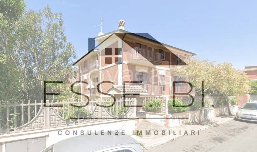 appartamento in vendita a Roma in zona Ponte di Nona