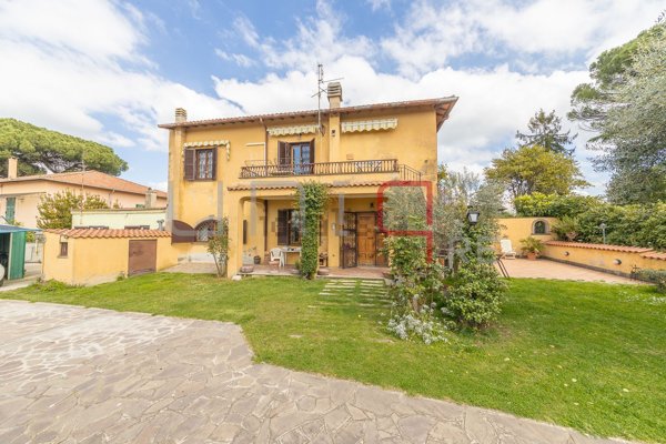casa indipendente in vendita a Roma in zona Osteria del Curato