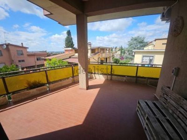 casa indipendente in vendita a Roma in zona Vitinia