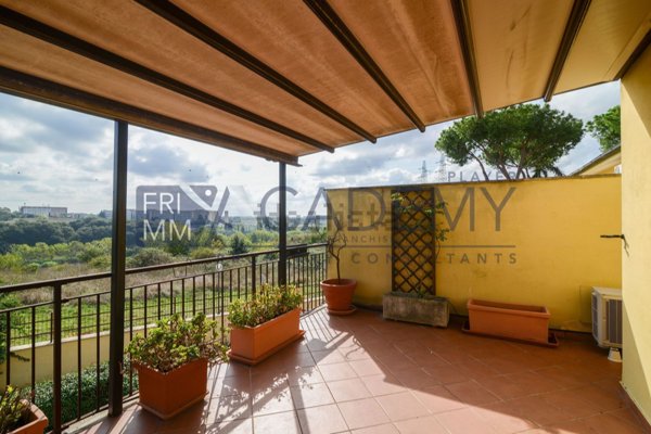 casa indipendente in vendita a Roma in zona Aurelio