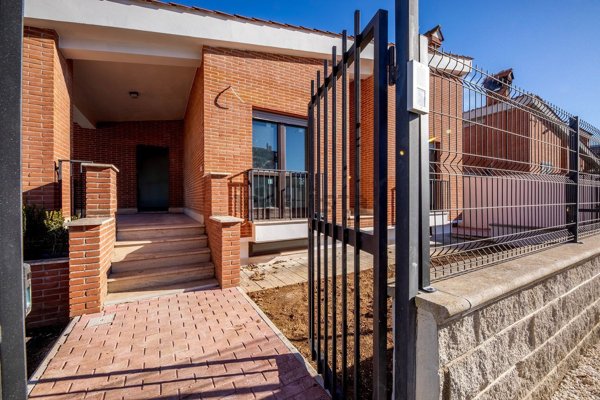 appartamento in vendita a Roma in zona Castelverde