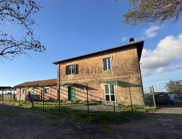 casa indipendente in vendita a Roma in zona Portuense