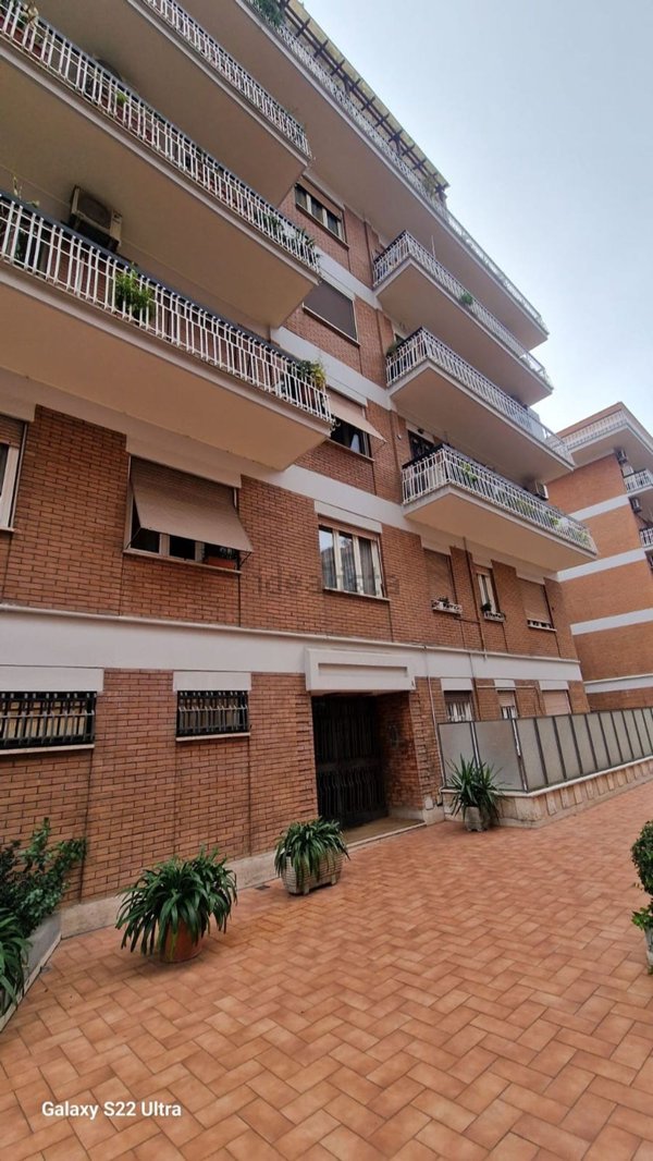 appartamento in vendita a Roma in zona Portuense