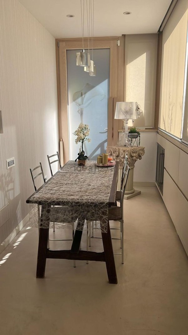 casa indipendente in vendita a Roma in zona Appio Pignatelli