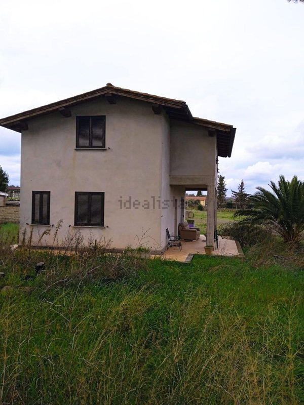 appartamento in vendita a Roma in zona Osteria Nuova