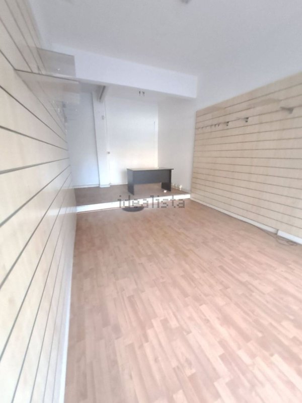 locale commerciale in vendita a Roma in zona Gianicolense