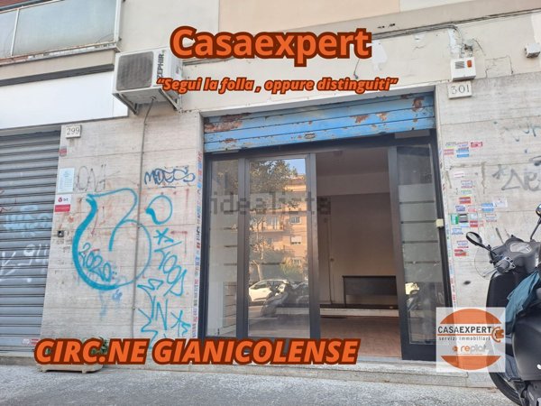 locale commerciale in vendita a Roma in zona Gianicolense